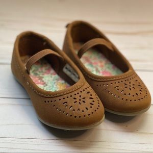Carter's Size 6 Baby Suede Brown Shoes
